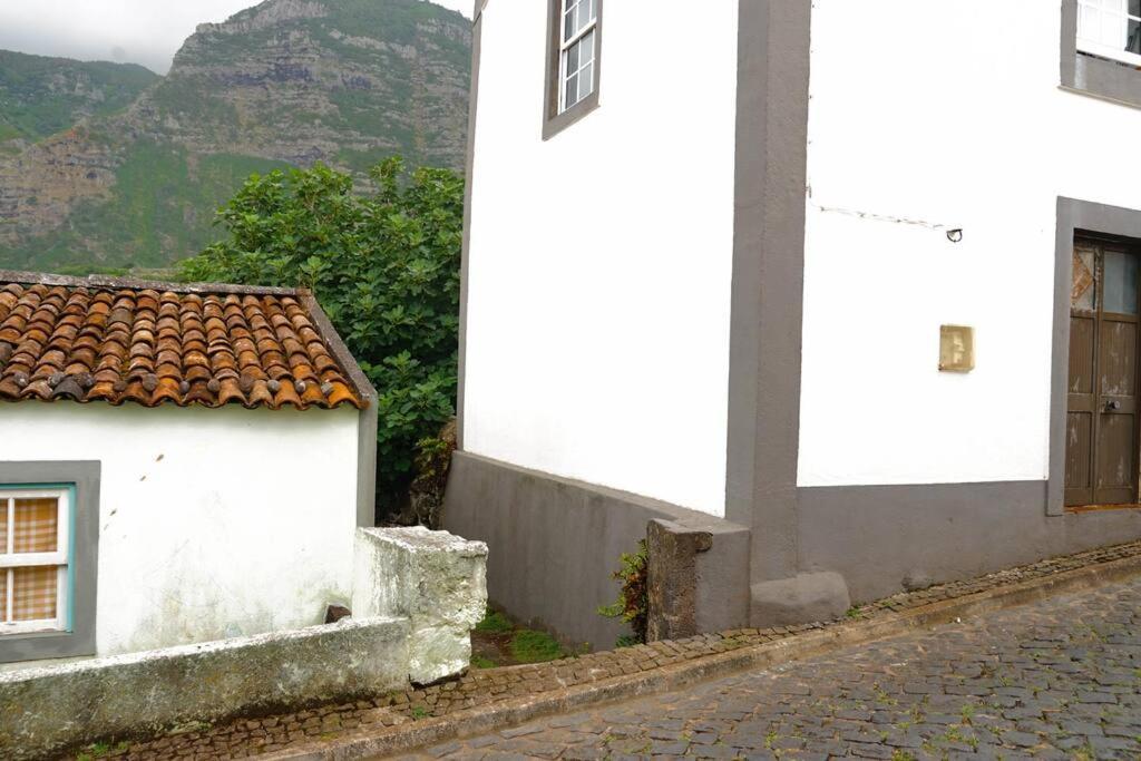 Casa Via D'agua In Faja Grande